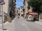 Châteauneuf du Pape, un village tranquille au début de l'été 2005